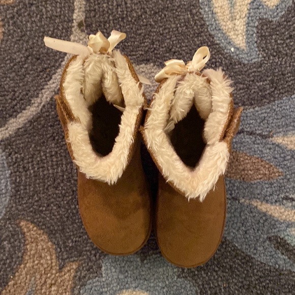 GIRLS APRES BOOTS SIZE 3Y - Picture 3 of 5